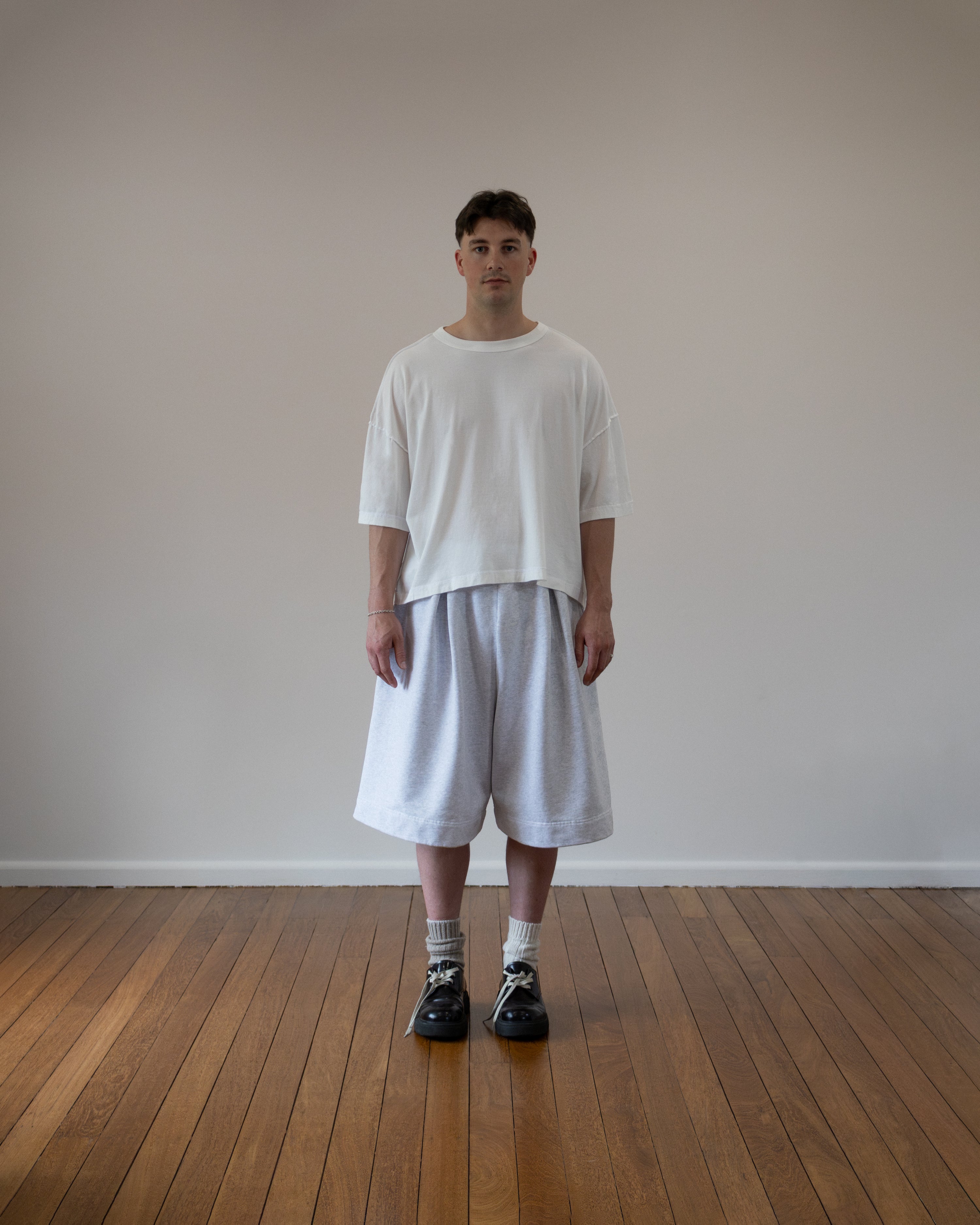 [ Hans ] Double Pleated Terry Short / Ash Marle