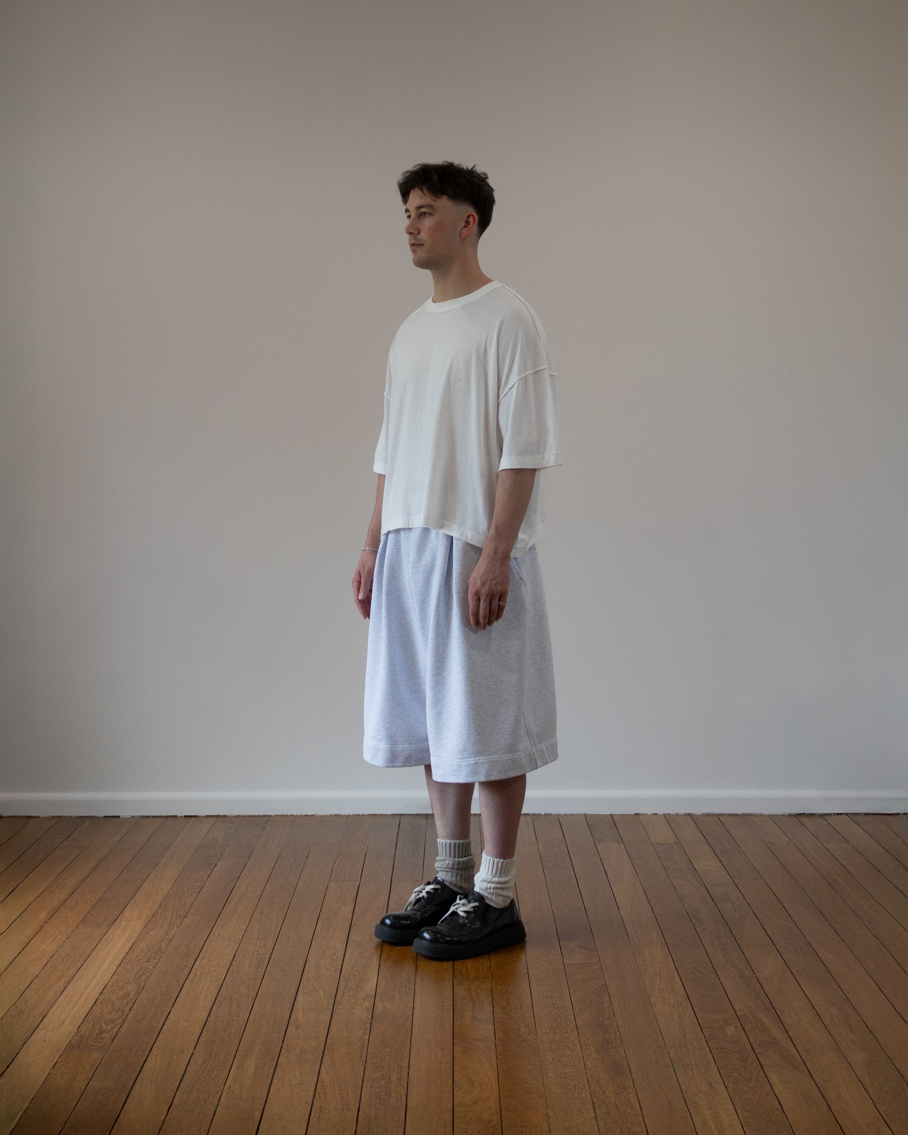 [ Hans ] Double Pleated Terry Short / Ash Marle