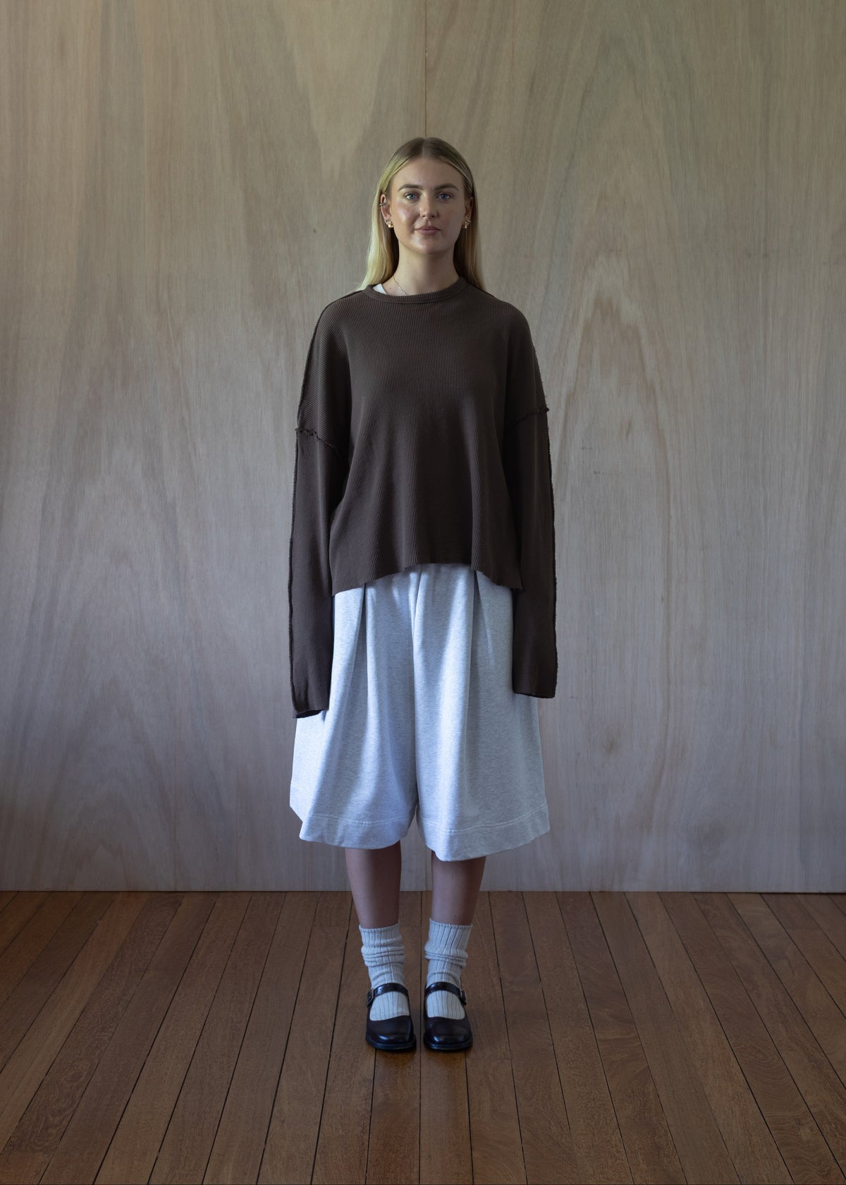 [ Jill ] Waffle Knit T-shirt / Dirt