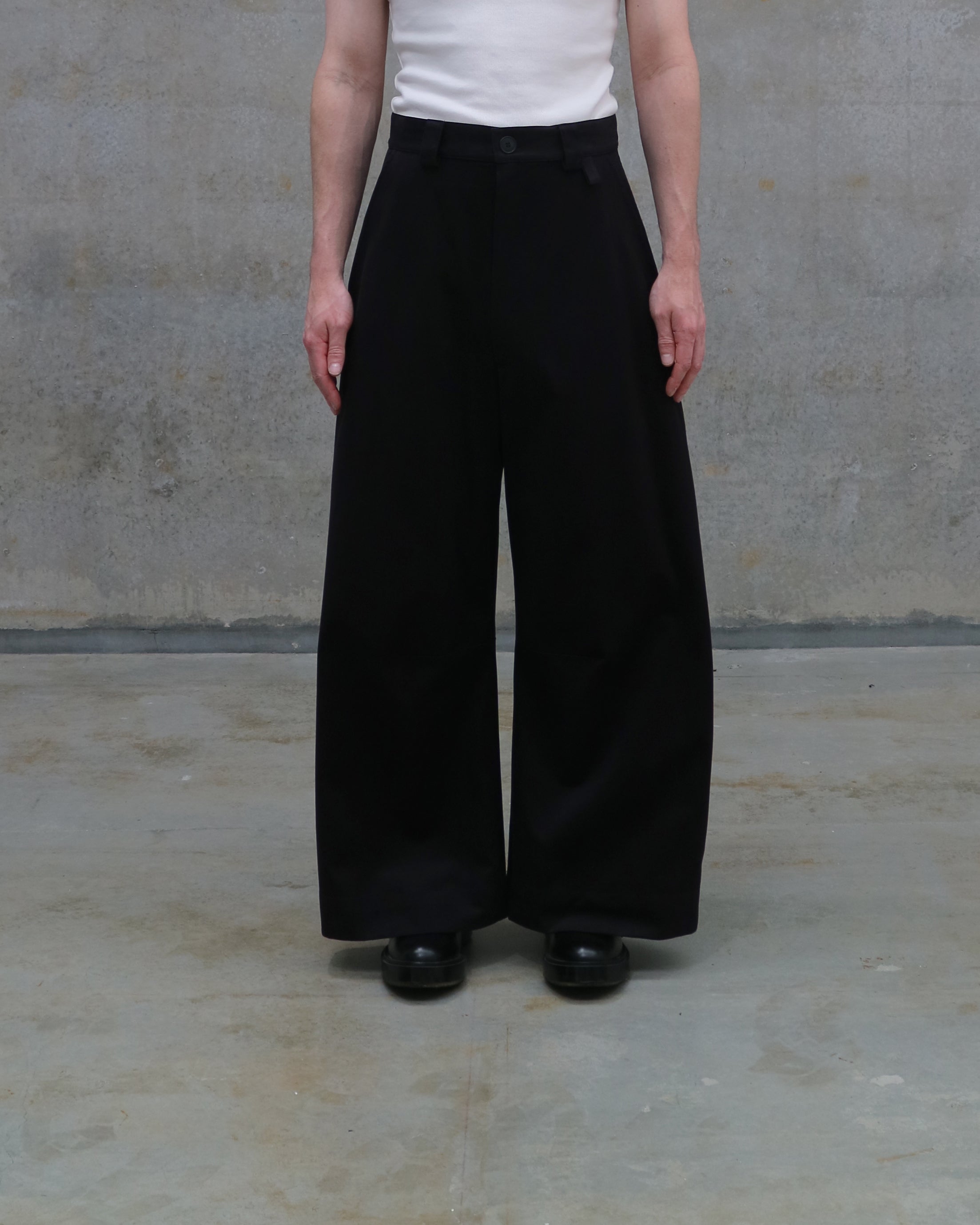 Olis ] Japanese Cotton Trouser / Black – SACRED ARCHIVE